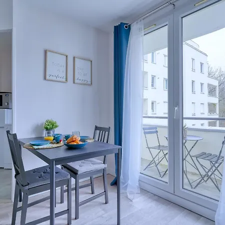 Logement Aaron Courcouronnes Buitenkant foto